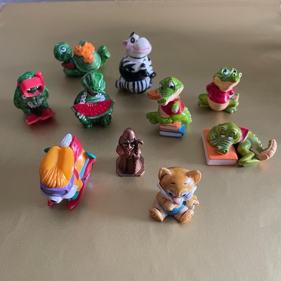 90s Kinder Toys Assorted Collectible Vintage Toys - Picture 2 of 5